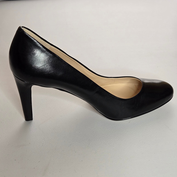 Nine West Handjive Almond Toe Black Leather 4" Pumps Heels Size 10 - Picture 1 of 10